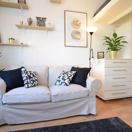 Stylish Studio Apartment Camden London Exteriör bild