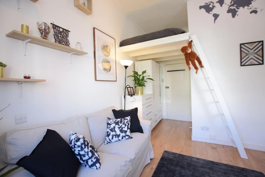 Stylish Studio Apartment Camden London Exteriör bild