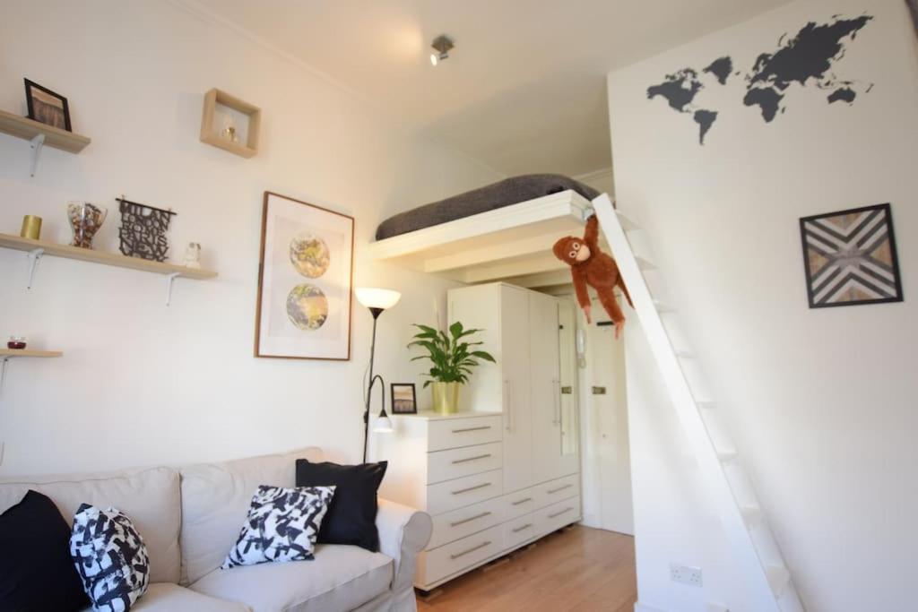Stylish Studio Apartment Camden London Exteriör bild