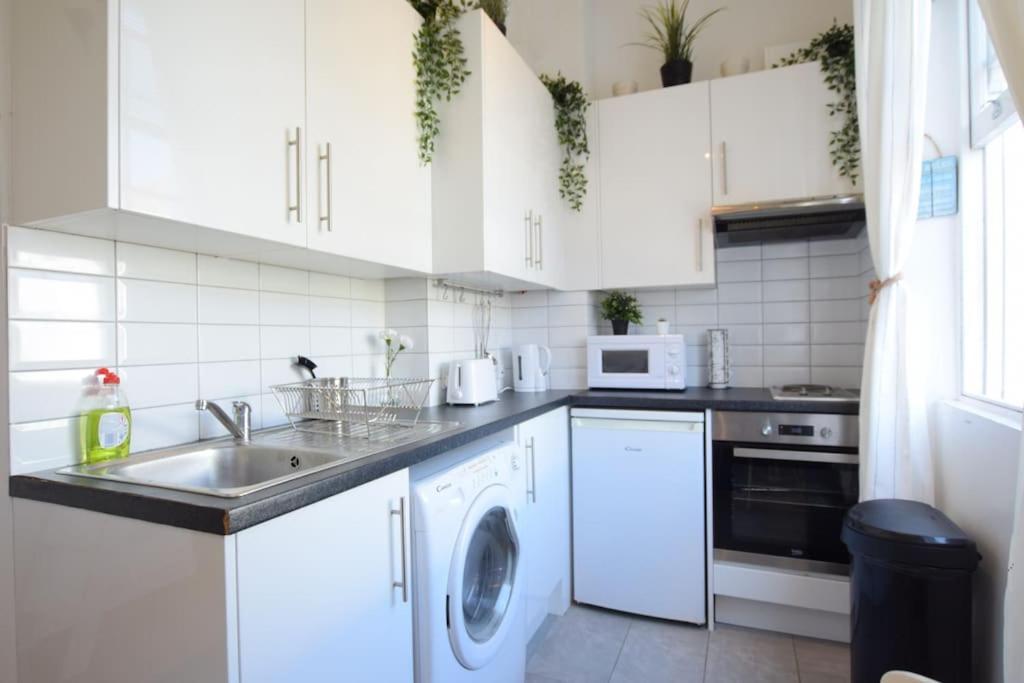 Stylish Studio Apartment Camden London Exteriör bild